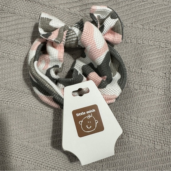 NEW with tags!! Lot of 5 baby girl hats/headbands, gifts, infant, newborn - Picture 14 of 14